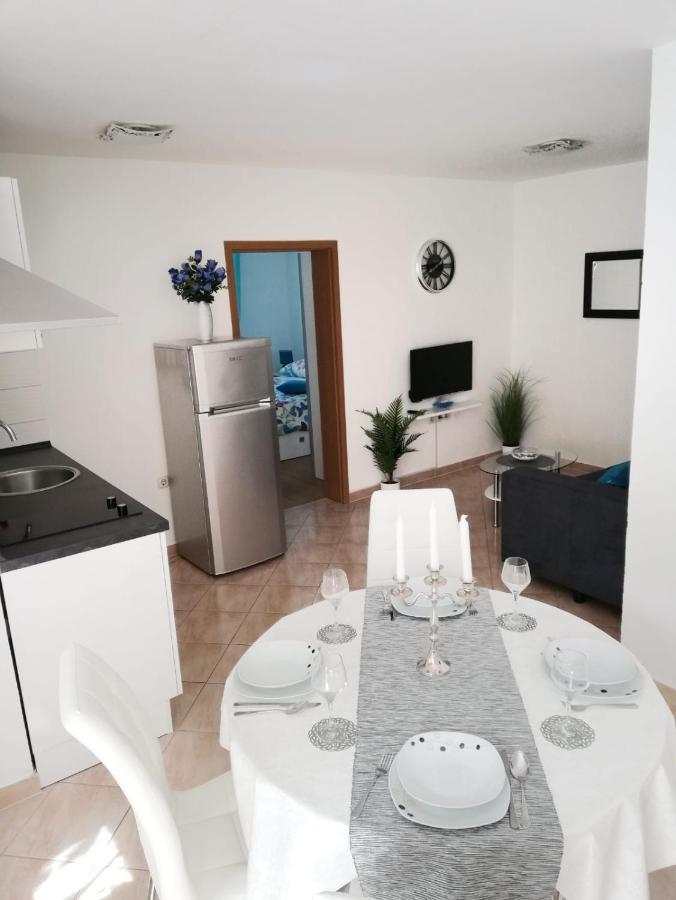 Apartment Toni With Private Parking Zadar Exterior foto