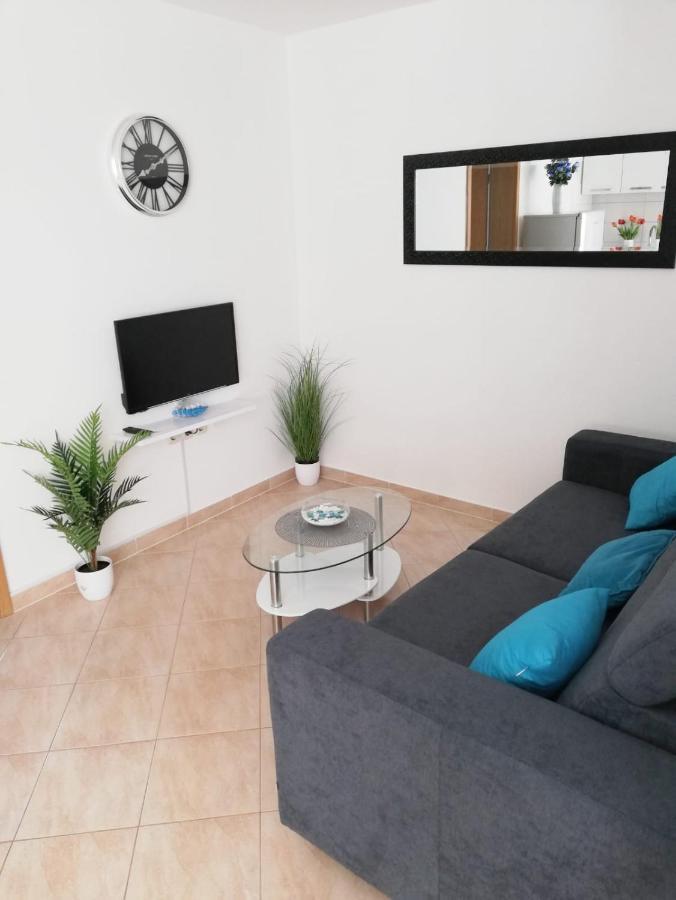 Apartment Toni With Private Parking Zadar Exterior foto
