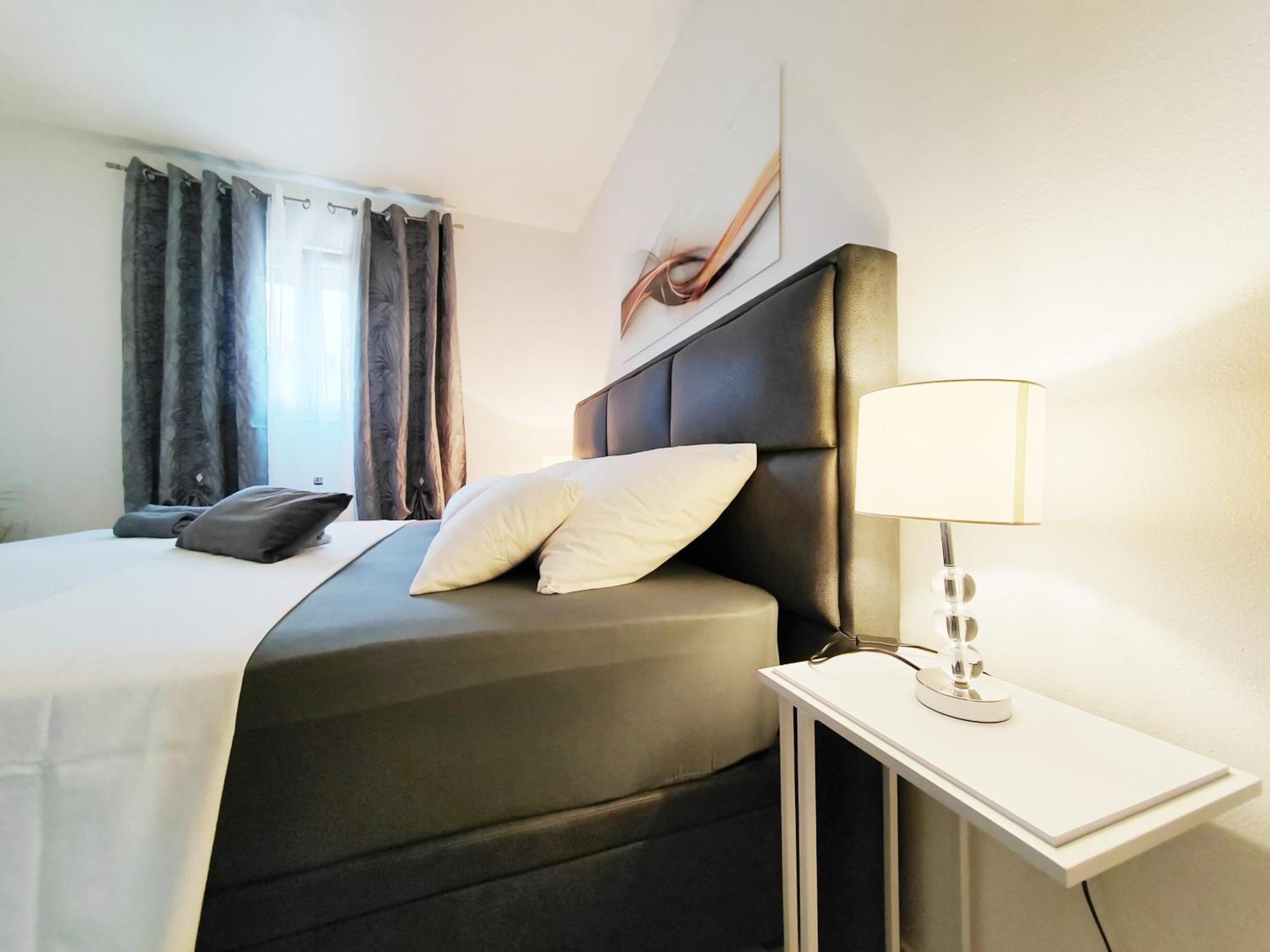 Apartment Toni With Private Parking Zadar Exterior foto
